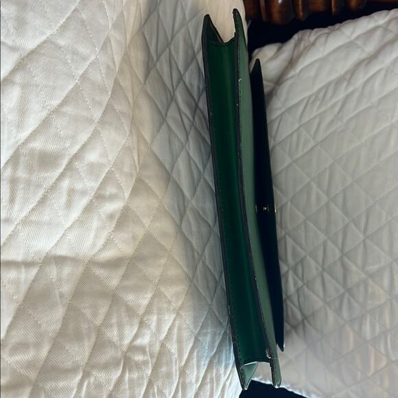 LOUIS VUITTON Epi Montaigne 27 Clutch Bag Green M52654 LV Auth - COA on purchase - Picture 6 of 10